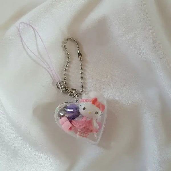 [BUNJANG] Hello Kitty Gacha Mini Heart Ball Keyring / 키티 가챠 토이 미니 하트볼 키링