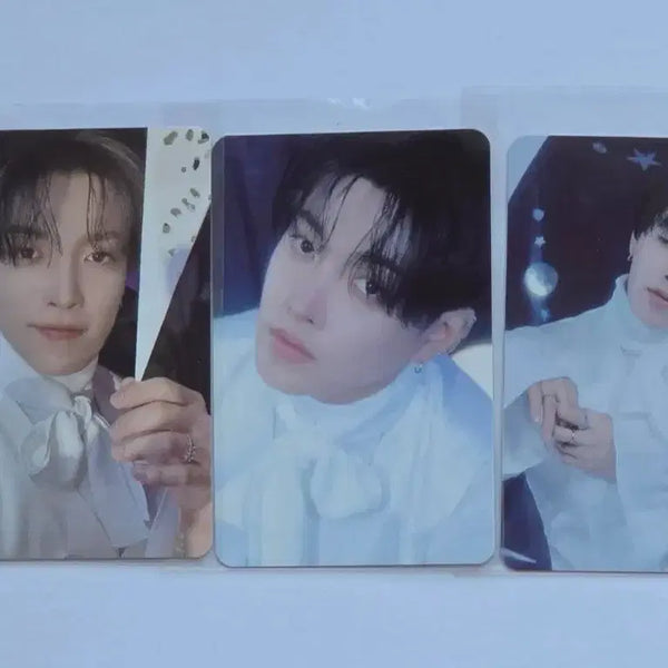 [BUNJANG] ATEEZ Wooyoung Aniteez in Deja Vu Photocard / [홍중] 에이티즈 팝업 애니티즈 인 데자부 포카 양도