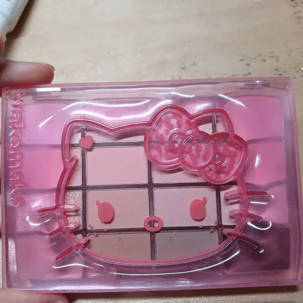 [BUNJANG] WAKEMAKE Kitty Cool Tone Shadow Palette / 웨이크메이크 키티 쿨톤 섀도우 팔레트 신상