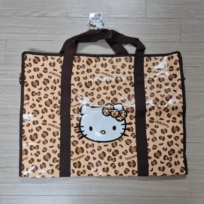 [BUNJANG] Hello Kitty Leopard Tarpaulin Bag Extra Large / 헬로키티 레오파드 타포린백 특대형