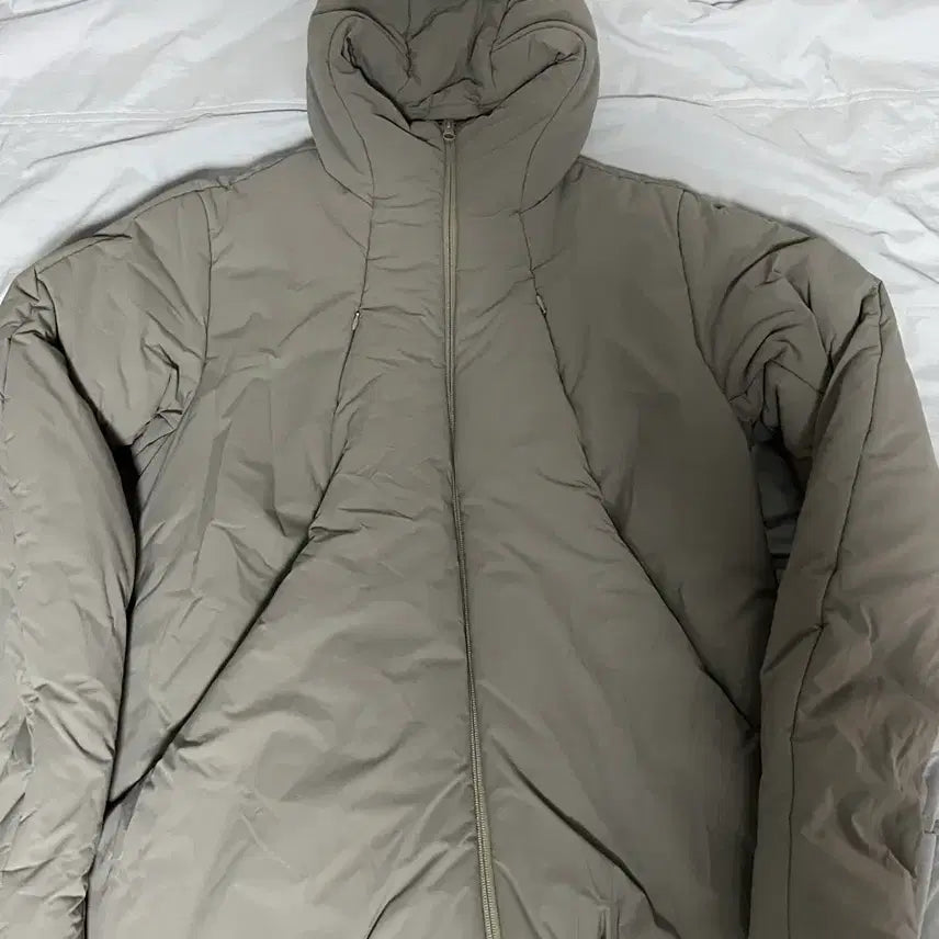 [BUNJANG] HYEIN SEO Puffer Down Jacket (Size 4) / (4) 혜인서 푸퍼 다운 자켓 새상품 HYEIN SEO