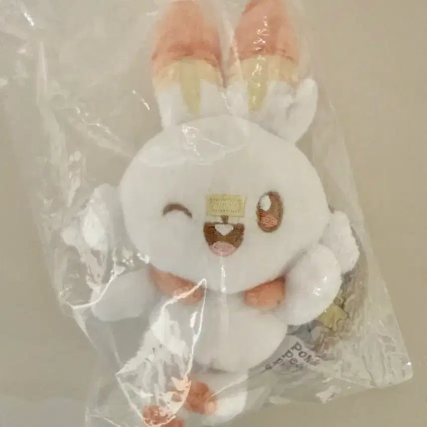 [BUNJANG] Pokemon Scorbunny Plush Doll Mascot Keychain / 미개봉 염버니 포켓피스 인형 누이 키링 팝니다