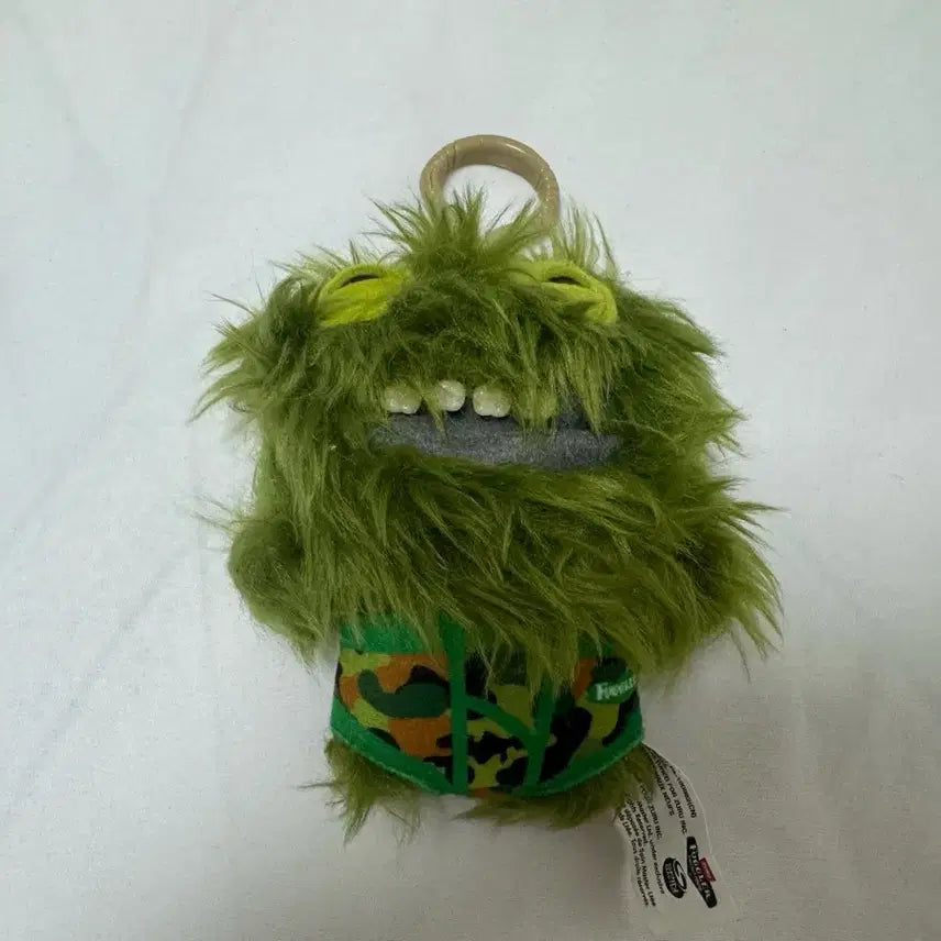 [BUNJANG] FUGGRLY Camo Keychain / 퍼글러 키링 카모