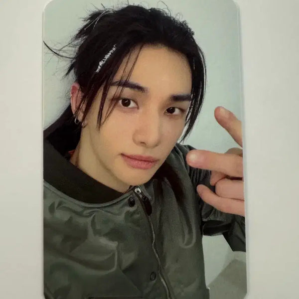 [BUNJANG] Stray Kids THIS&THAT Music Korea POB Hyunjin Photocard / 스트레이키즈 스키즈 THIS&THAT 디스앤댓 뮤직코리아 특전 현진