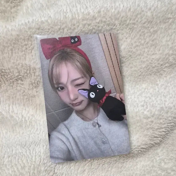[BUNJANG] Kiki Jiyu Delulu Apple Music Photocard / 키키 지유 델룰루 애플뮤직 포카