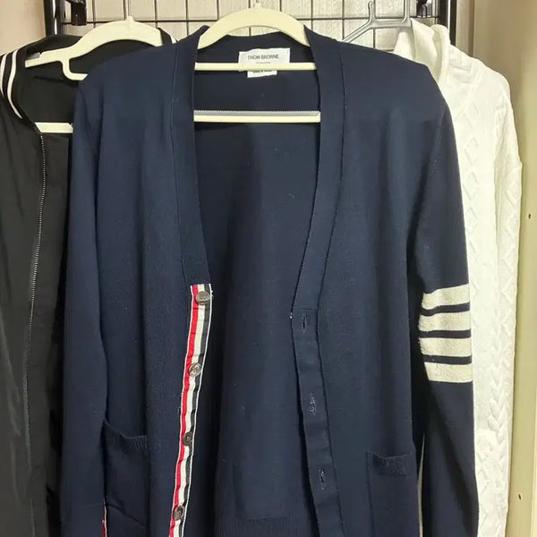 [BUNJANG] Thom Browne Navy 4-Bar Armband Cardigan / 톰브라운 네이비 4선 완장 가디건