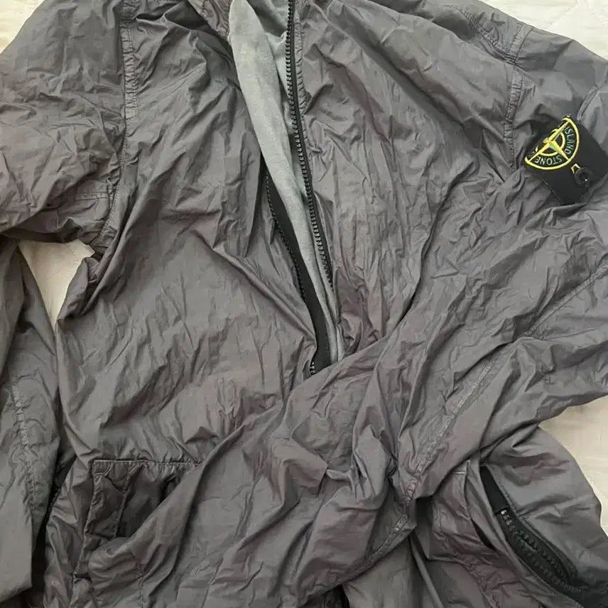 [BUNJANG] Stone Island Crinkle Effect Nylon Metal Jacket - Medium / 스톤아일랜드 크링클랩스 나일론 메탈 자켓 M
