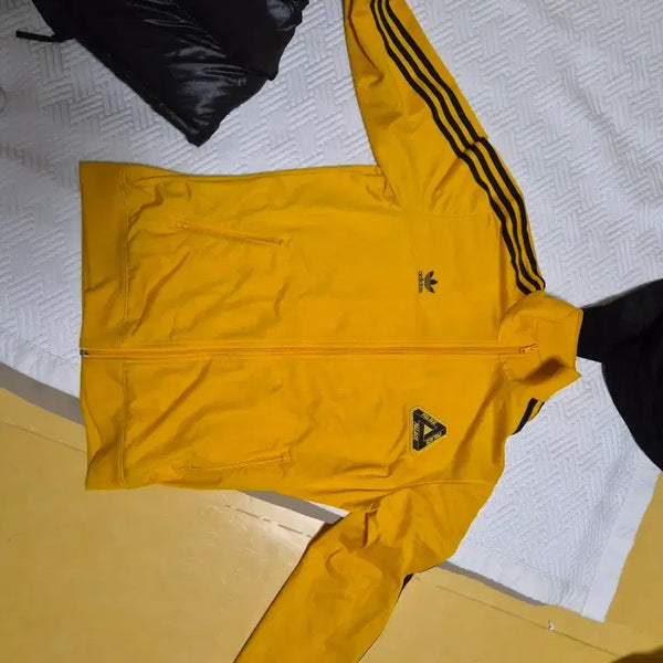 [BUNJANG] Palace x Adidas Collaboration Jacket / 팔라스 아디다스 콜라보 자켓