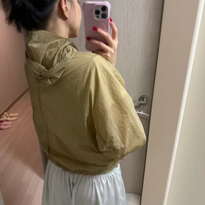 [BUNJANG] APC Lightweight Windbreaker Jacket Beige / APC 바람막이 점퍼 베이지색