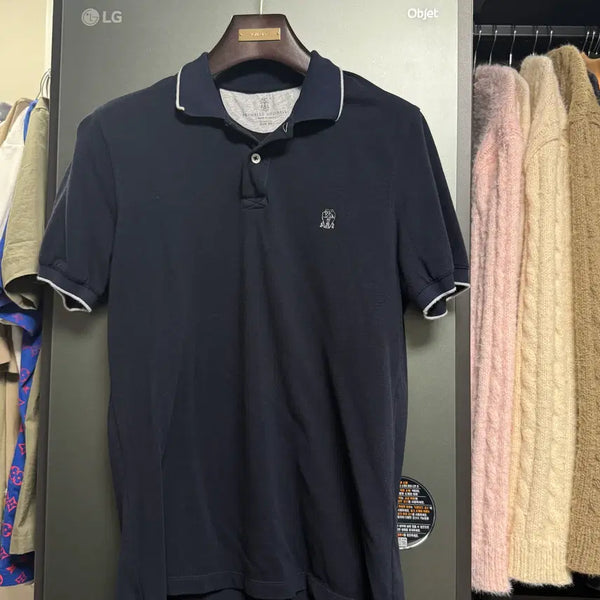 [BUNJANG] Brunello Cucinelli Solomeo Logo Pique Polo Shirt Navy L / [L] 브루넬로 쿠치넬리 팁트 칼라 솔로메오 자수 피케 폴로 셔츠 네이비