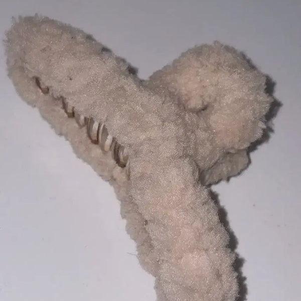 [BUNJANG] Fuzzy Claw Clip / 털 집게핀
