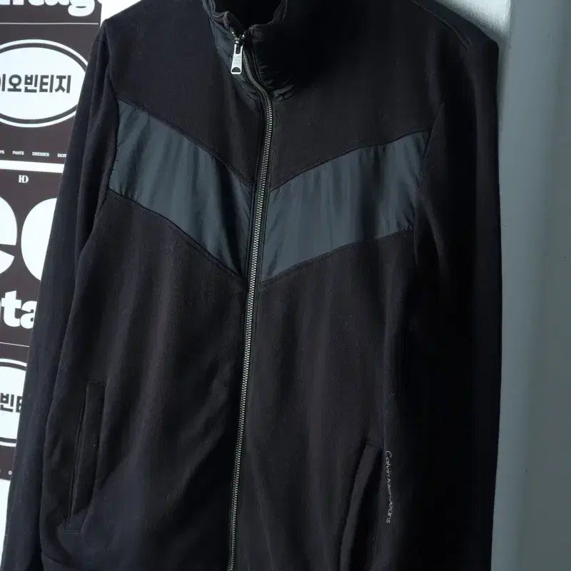 [BUNJANG] Calvin Klein Zip-Up Windbreaker Techwear Jacket / (L-XL) 캘빈클라인 집업 바람막이 점퍼자켓 테크웨어-H38351