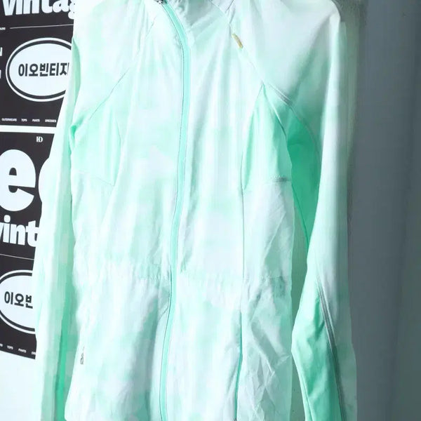 [BUNJANG] W(M) Lightweight Functional Windbreaker Zip-Up Jumper Jacket - H38305 / W(M) 헤드 집업 바람막이 점퍼자켓 경량 기능성 운동-H38305