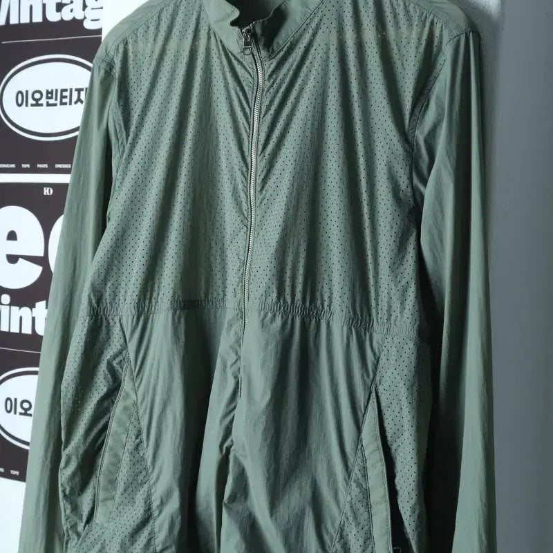 [BUNJANG] Crocodile Zip-Up Windbreaker Lightweight Jacket Khaki / W(L-XL) 크로커다일 집업 바람막이 점퍼자켓 경량 카키-H38313