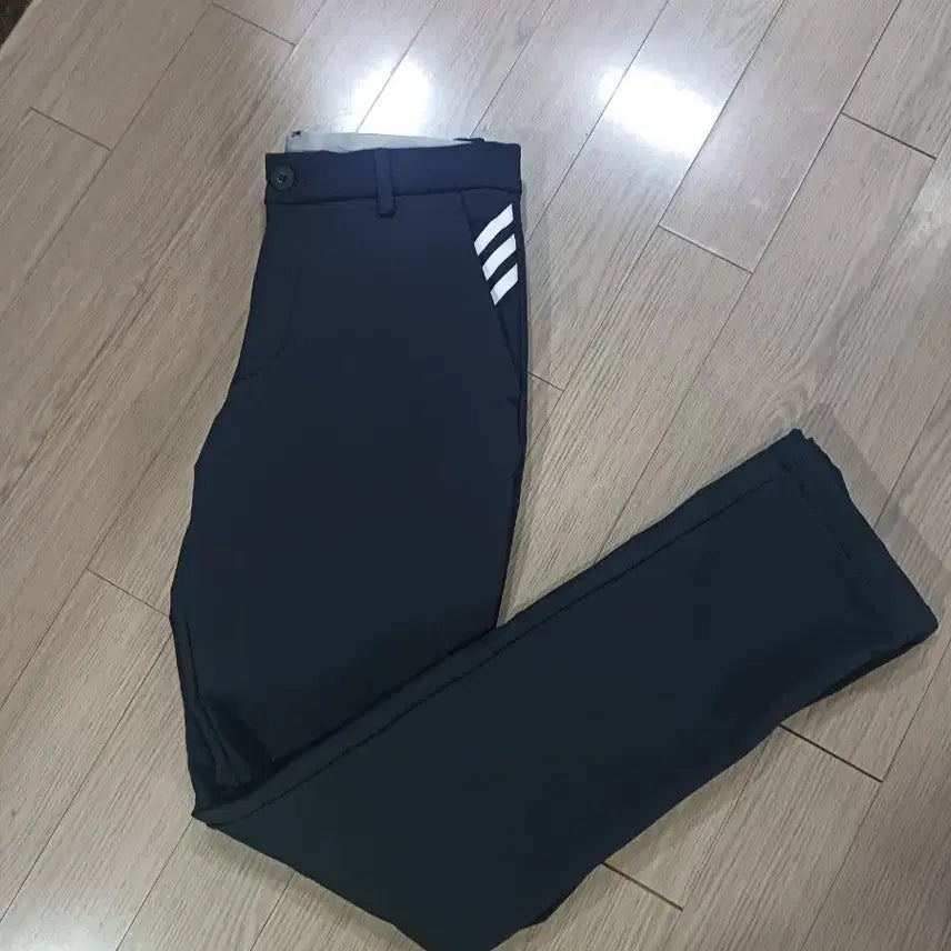 [BUNJANG] Adidas Three-Stripes Fleece Training Pants / 아디다스 삼선 트레이닝 바지 기모 32  골프