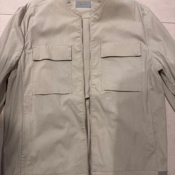[BUNJANG] Beige Two-Pocket Fall Jacket / 가을 자켓 판매합니다