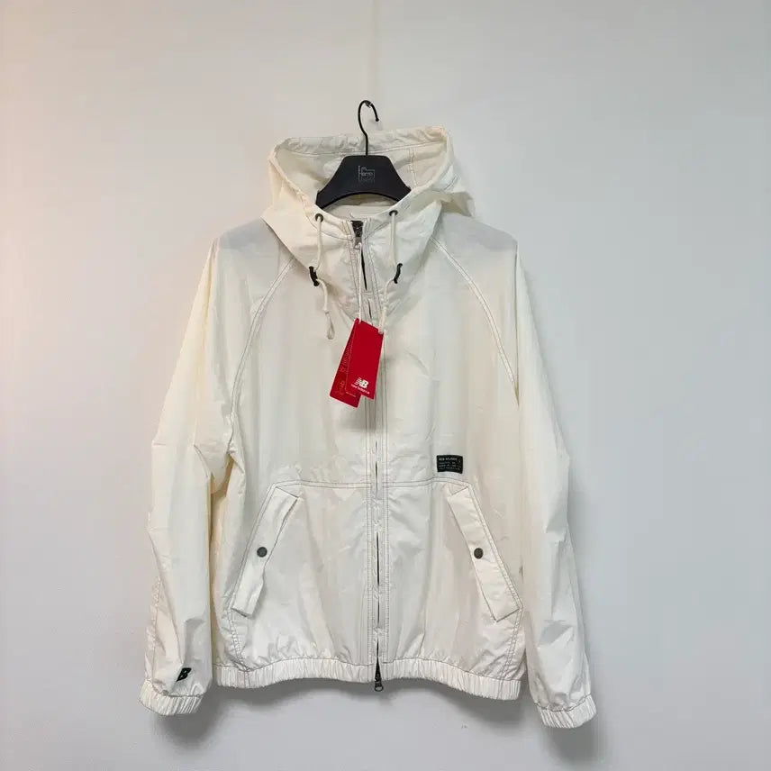 [BUNJANG] New Balance Hooded Windbreaker Jacket / 뉴발란스 후드 바람막이 자켓
