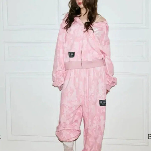 [BUNJANG] The Mysterious Hotel Pink Camo Setup Tracksuit Set / 더 미스테리어스호텔 핑크 카모 셋업