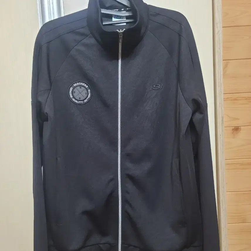 [BUNJANG] Skechers Tracktop Zip-up Jacket / 정품 스케쳐스 트랙탑집업  가을 옷 :상태는최상입니다
