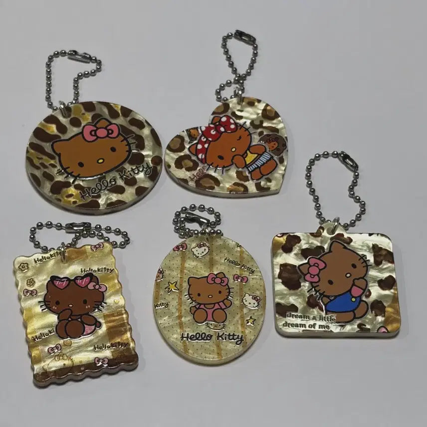 [BUNJANG] Sanrio Hello Kitty Leopard Print Charm Set (5 Types) / 산리오 헬로키티 호피무늬 키링 5종 세트