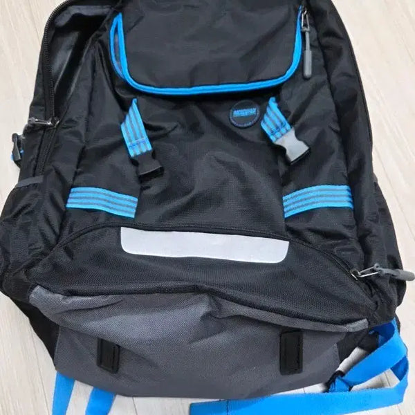 [BUNJANG] American Tourister Backpack / 아메리칸투어리스터 백팩팝니다.