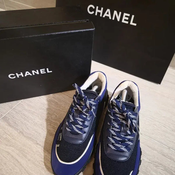 [BUNJANG] Chanel Sneakers / 샤넬 스니커즈 240 (37) 사이즈 운동화 신발