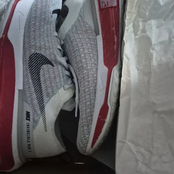 [BUNJANG] Nike Invincible 3 White Fire Red Running Shoes / 나이키 인빈시블 3 화이트 파이어 레드 280