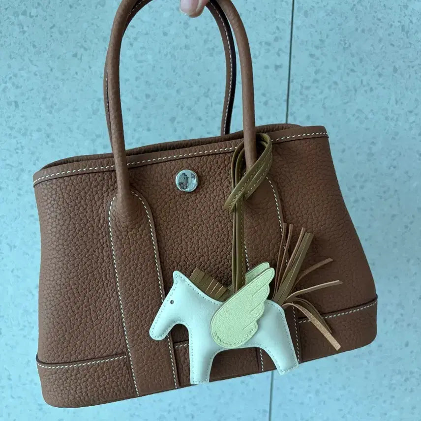 [BUNJANG] Neo Garden 23 Gold Bag / 네오가든23 골드 새상품