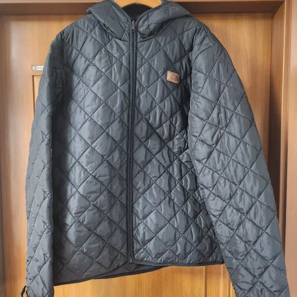 [BUNJANG] The North Face Quilted Hooded Jacket Black / 노스페이스 퀼팅 후드 자켓 블랙