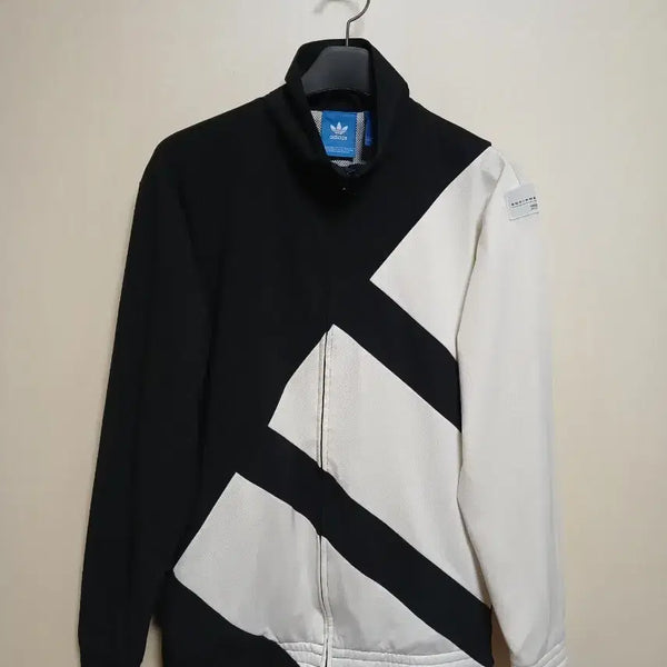 [BUNJANG] Adidas EQT Zip-Up Jacket Size 100 / 아디다스 EQT 집업 자켓 100