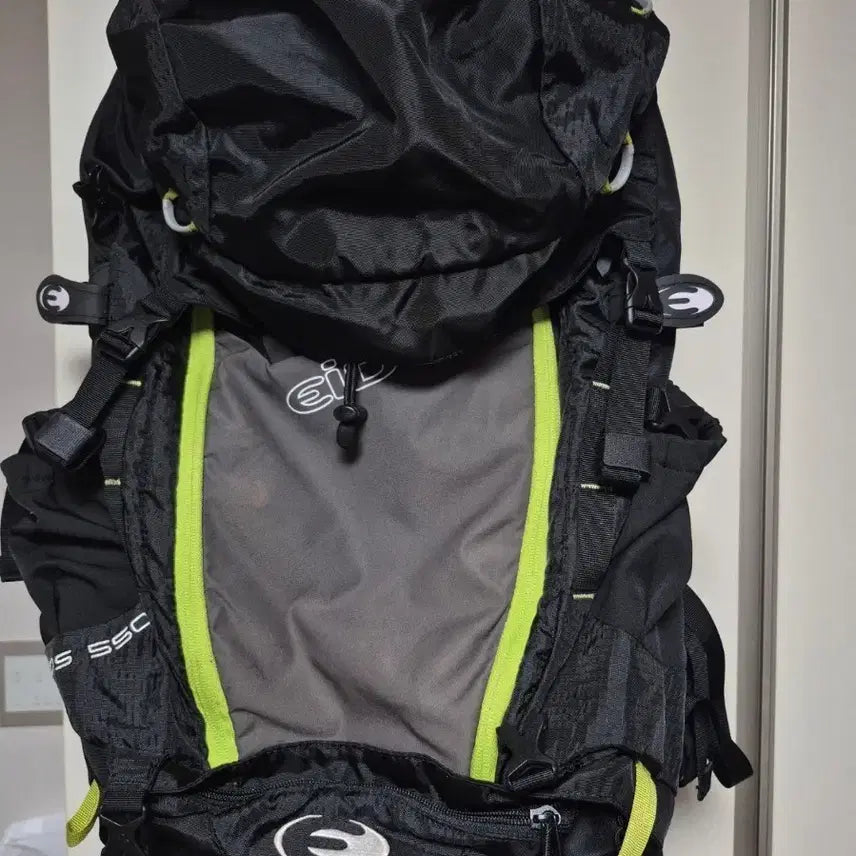 [BUNJANG] Eider Authentic 55L Hiking Backpack Travel Bag / 아이더 정품 등산배낭 여행가방 55리터 판매합니다