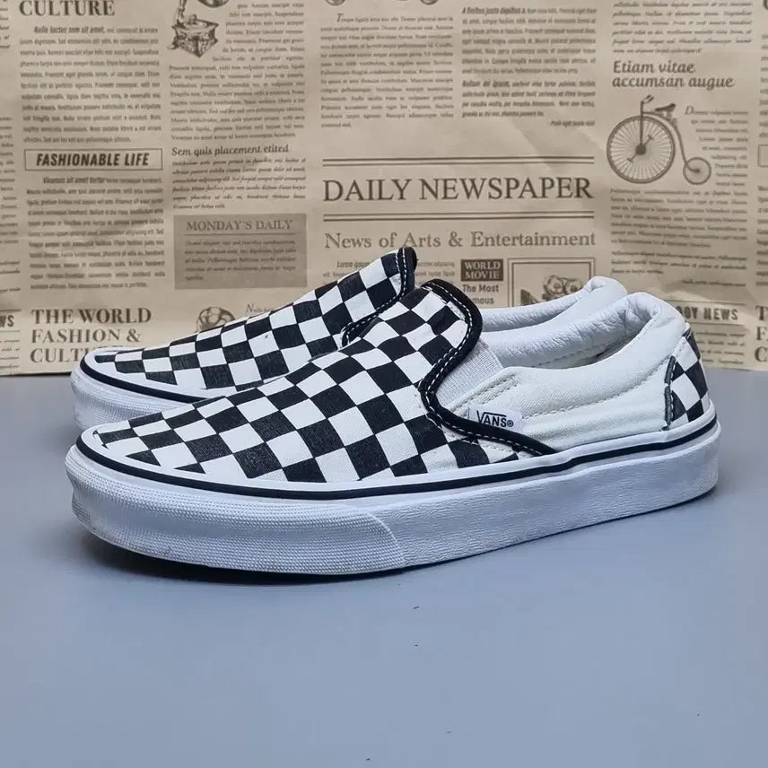 [BUNJANG] Vans Checkerboard Slip-On Shoes (235) / 반스 체커보드 슬립온 235