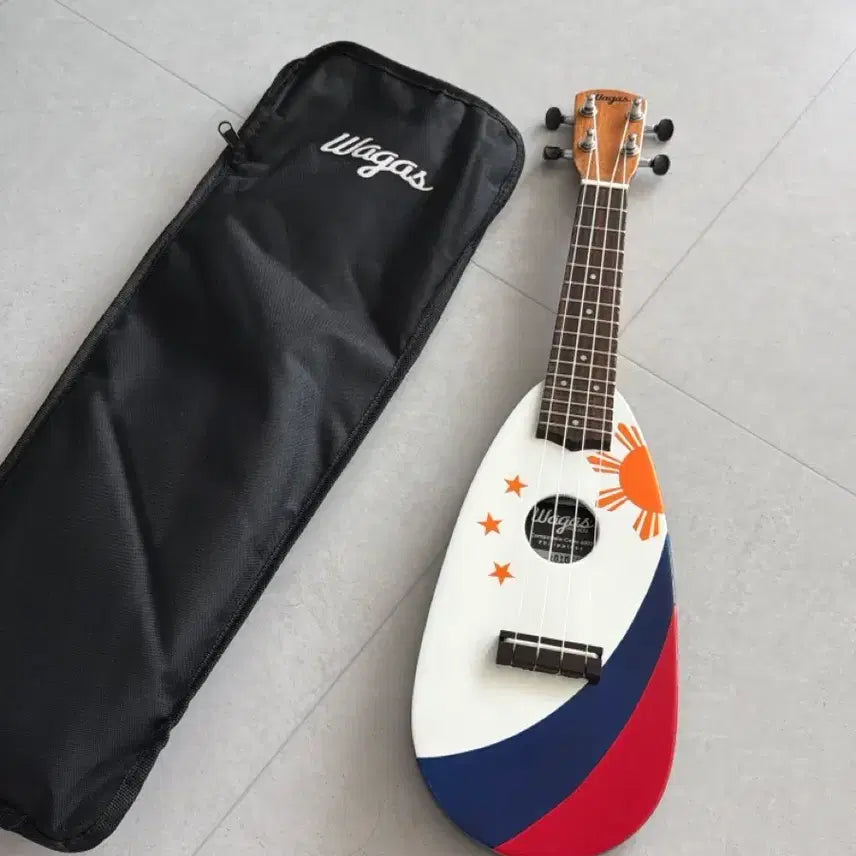 [BUNJANG] Wagas Philippines Flag Ukulele with Bag / 와가스 필리핀 국기 우쿨렐레 (가방 포함)