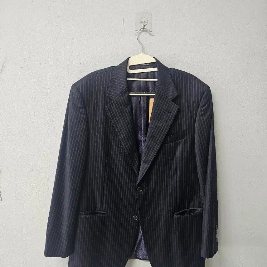 [BUNJANG] Givenchy Men's Striped Blazer / 정품 지방시 남성 정장 재킷 세로줄무늬