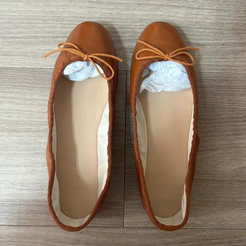 [BUNJANG] Calalna Flat Shoes Size 245 / 꺌랑 플랫 245