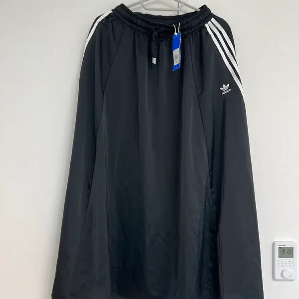 [BUNJANG] Adidas Three Stripes Long Skirt S / [새상품] 아디다스 삼선 롱 스커트 S