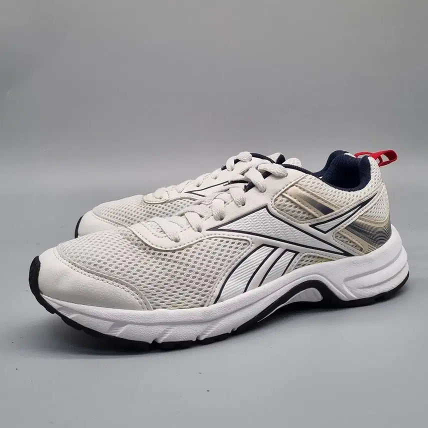[BUNJANG] Reebok Floatrun 4.0 Women's Running Shoes 240 / mm 리복 피한런4.0 여성운동화240