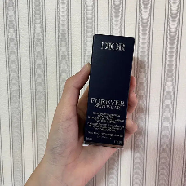[BUNJANG] Dior Forever Skin Wear Foundation 30ml / 디올 포에버 스킨 웨어 파운데이션