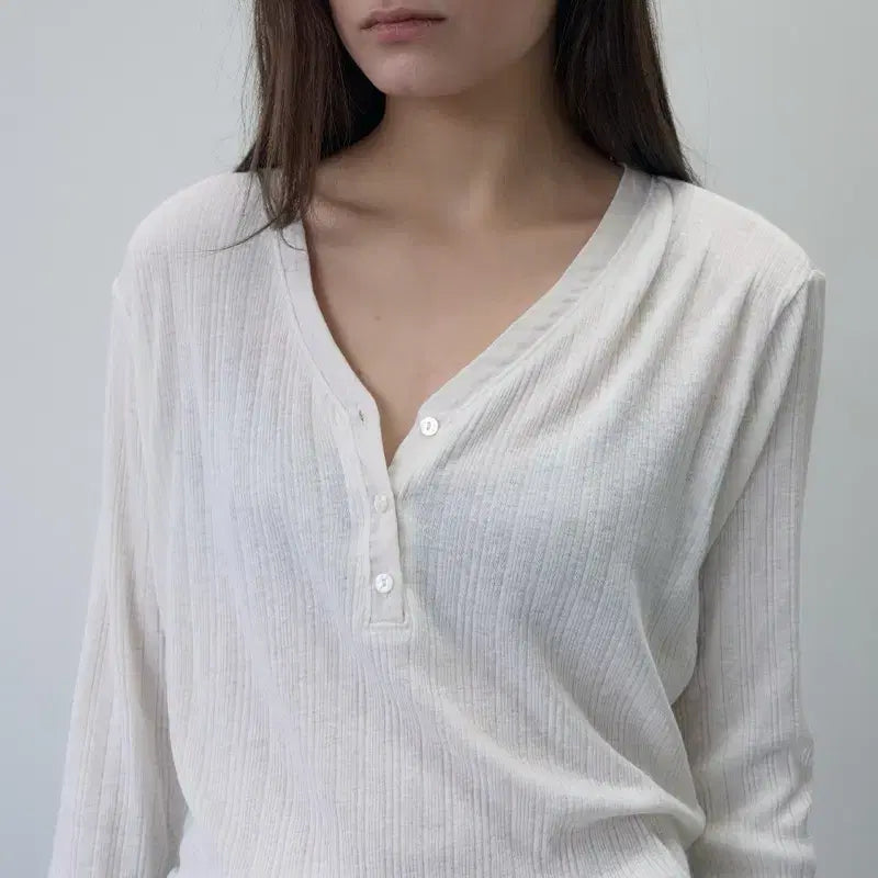 [BUNJANG] Thanat Mist Button Sleeve Top Ivory / 타낫 미스트 버튼 슬리브 탑 아이보리