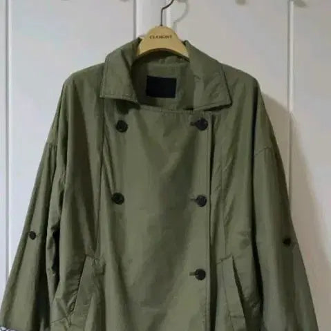 [BUNJANG] CC collect. Embroidered Oversized Double Breasted Jacket Khaki / [CC collect./정품] 씨씨콜렉트 소매 자수 오버핏 더블 자켓 카키 (상태최상)
