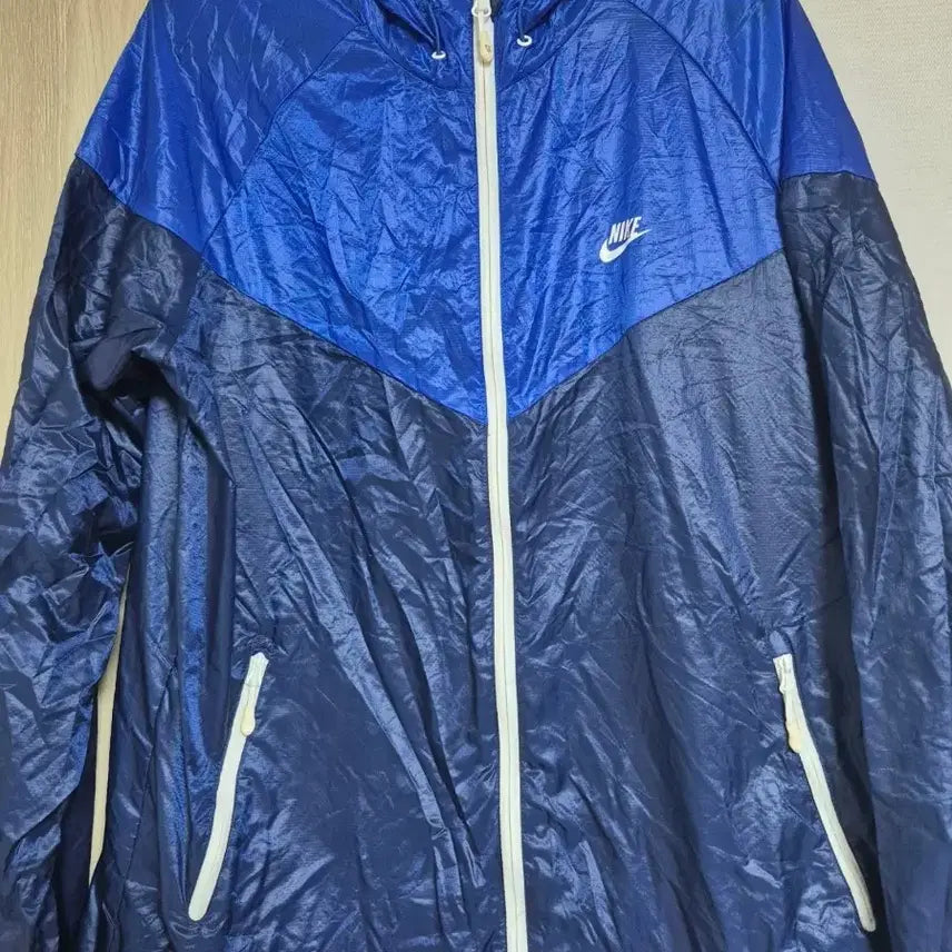[BUNJANG] Nike Authentic Windbreaker Size 100 / 나이키 정품 바람막이 100사이즈 판매합니다