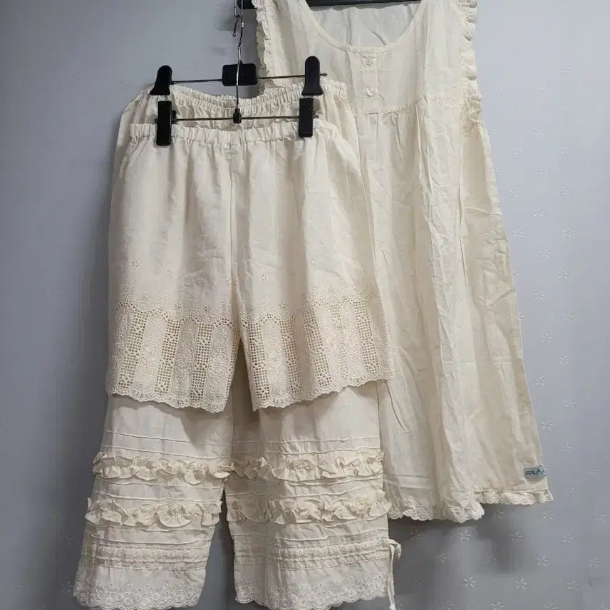 [BUNJANG] Ivory Dress and Shorts Set / 77)아이보리 원피스 + 속바지 세트
