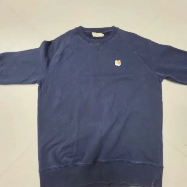 [BUNJANG] Maison Kitsuné Navy Sweatshirt / 메종키츠네 맨투맨 네이비