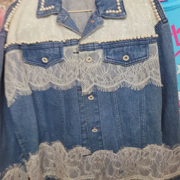 [BUNJANG] Pearl Lace Patch Embellished Denim Jacket / 청자켓 펄 장식 레이스 패치 수입