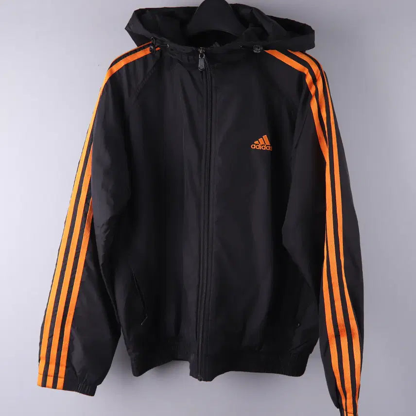 [BUNJANG] Adidas Black Orange Sideline Jumper Jacket (Size 90) / 아디다스 블랙 오렌지 사이드라인 점퍼 자켓 (90)