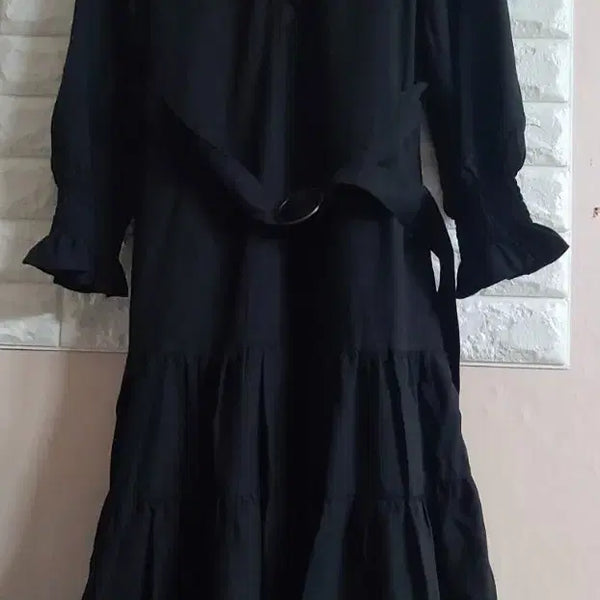 [BUNJANG] Rang & Lune Ruffle Collar Dress / 랑앤루 러플카라 원피스(55)