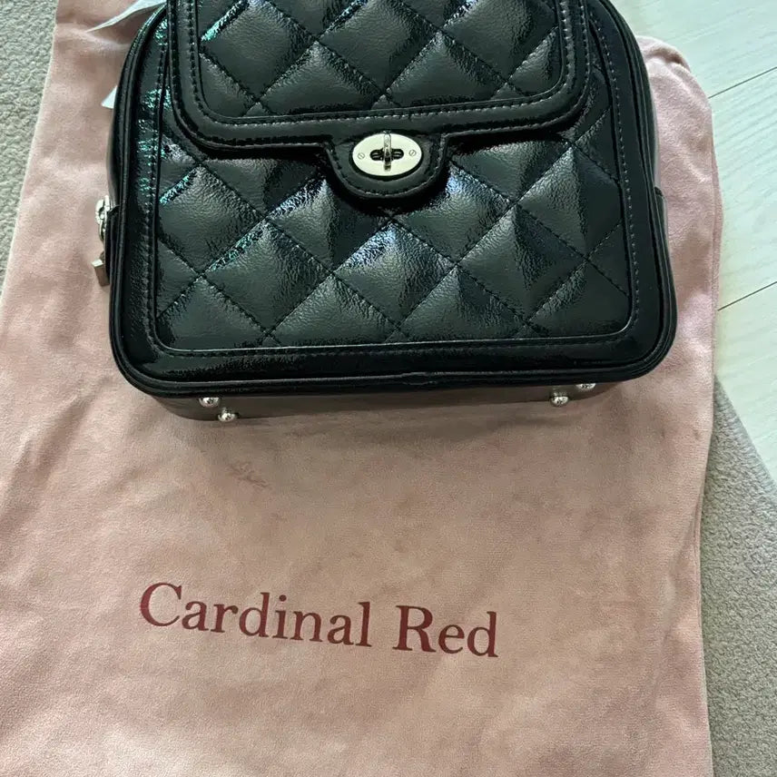 [BUNJANG] Cardinal Red Two Art Bag Black Silver / 카디널레드 투아트백 블랙은장