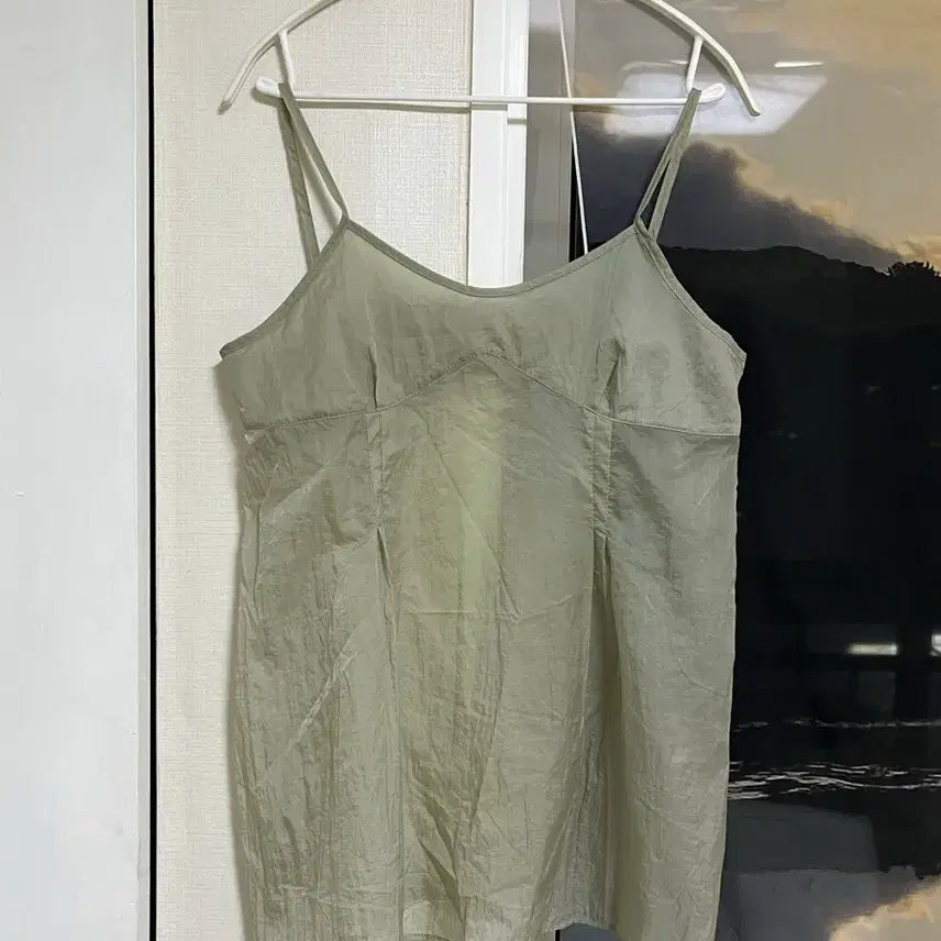 [BUNJANG] Nylon Tank Top Khaki Green / 나일론 나시 카키 그린