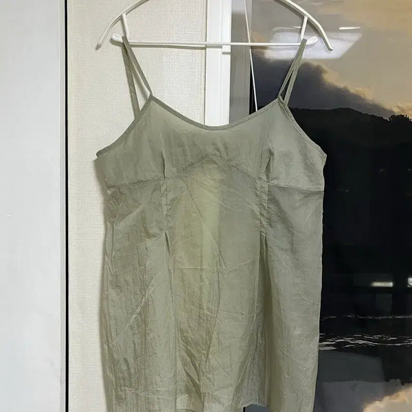 [BUNJANG] Nylon Tank Top Khaki Green / 나일론 나시 카키 그린