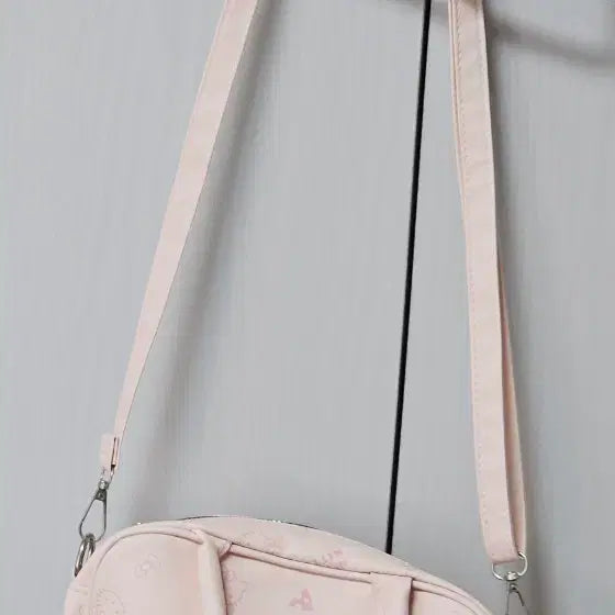 [BUNJANG] Hello Kitty Shoulder Bag Pink / 헬로키티 숄더백 핑크